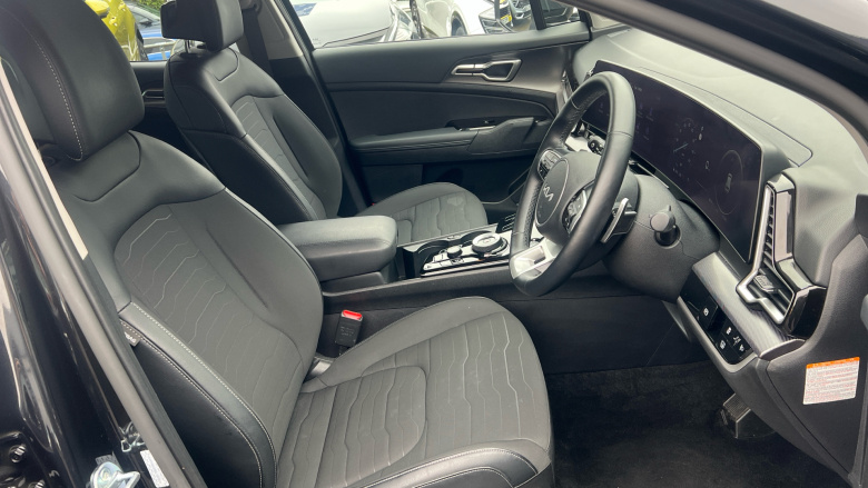 Kia Sportage 1.6T GDi 207 HEV 3 5dr Auto Hybrid Estate